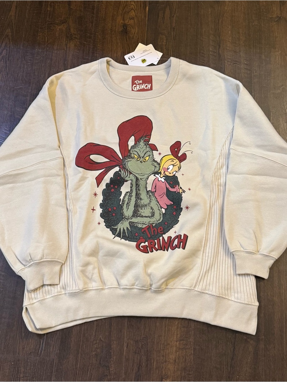 Women's Cream Graphic Sweatshirt size medium new